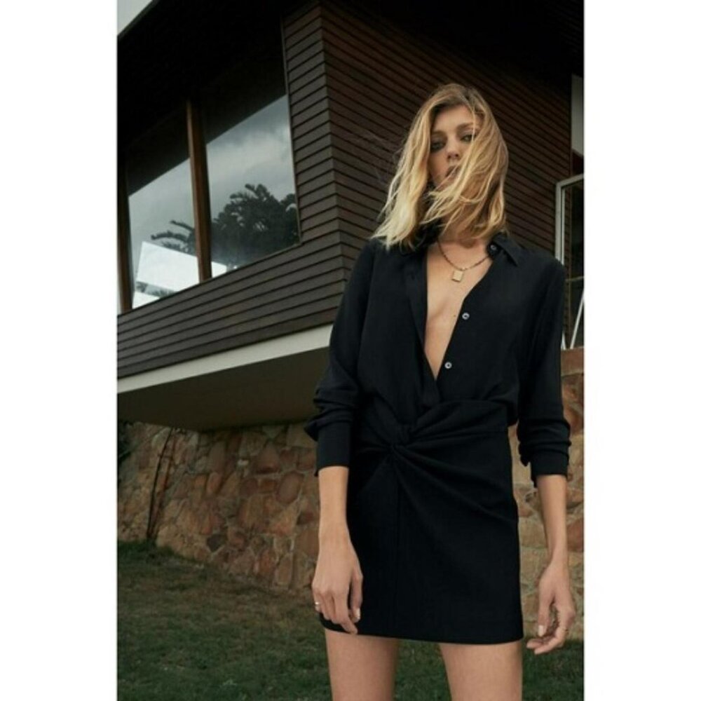 ZARA KNOTTED MINI SKIRT in Black size M